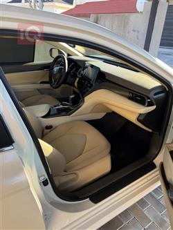 تۆیۆتا کامری